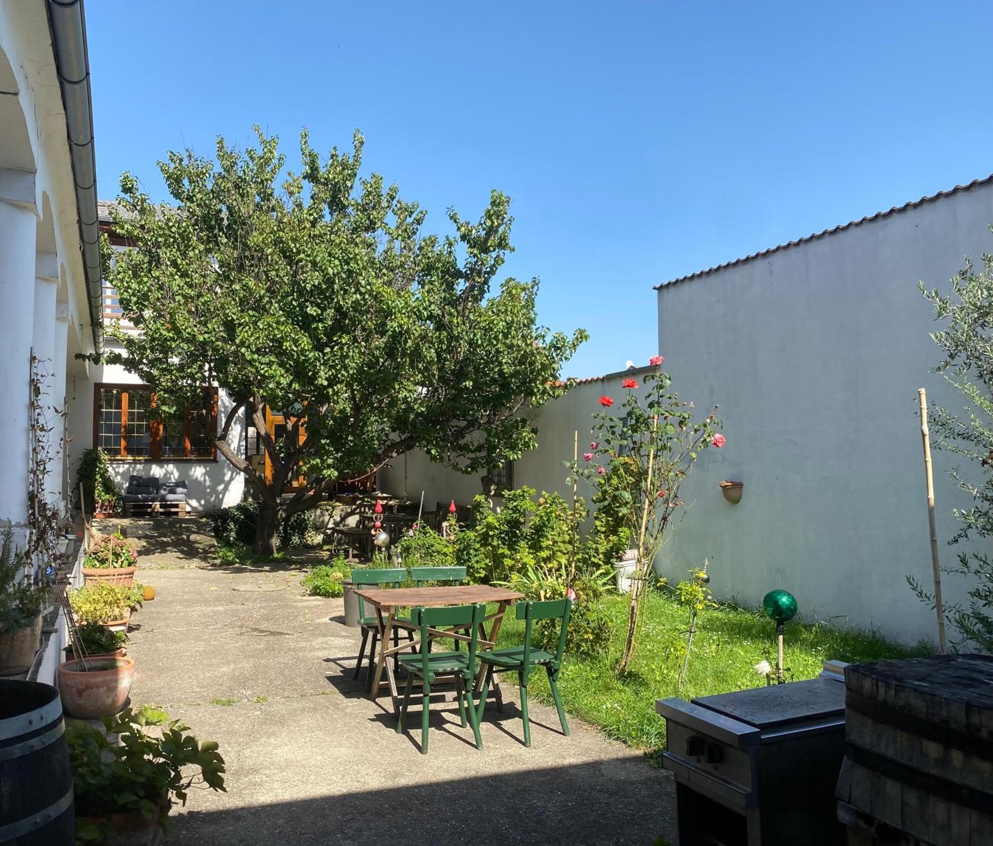 Weingut Martinshof Hotell Sankt Ulrich  Exteriör bild